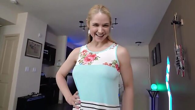 My Mature Mom ( Sarah Vandella ) Excites big tits blowjob handjob